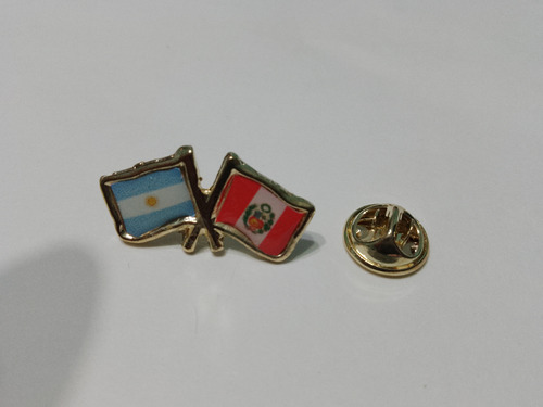 Pins Bandera Peru Con Escudo Con Bandera Arg 2 Cms