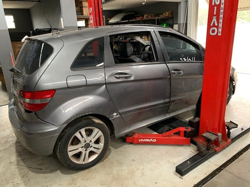 MERCEDES B180 2011 SUCATA PARA RETIRAR PEÇAS USADAS ORG.