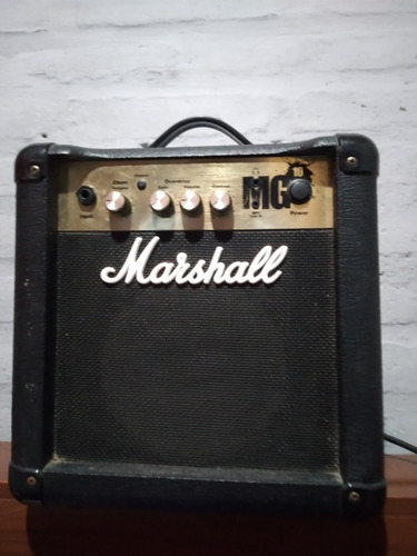 Amplificador Marshall Mg10