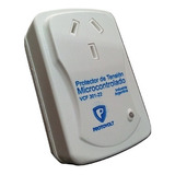 Protector De Tension Microcontrolado Led 2200w Blanco Vc