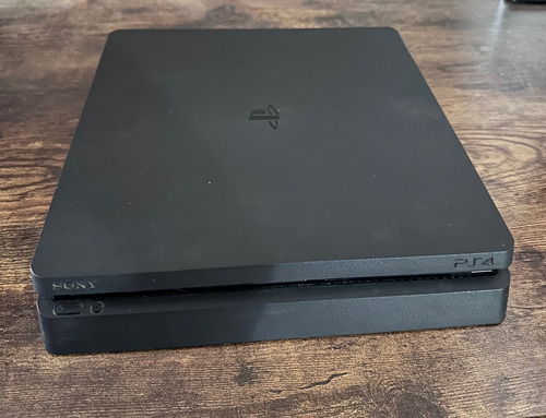 Playstation 4 Slim 1tb + 1 Control Original (sin Juegos)