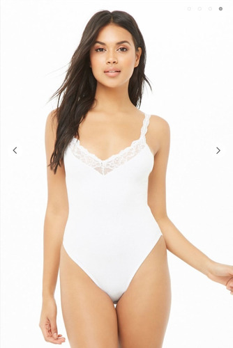 Body Blanco Acanalado De Escote En V Con Encaje Forever 21 