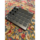 Akai Mpd218 Midi Usb Pad - Semi Novo