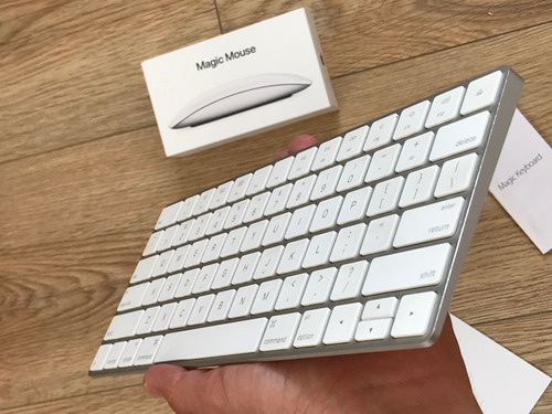Magic Mouse 2 Gen - Magic Keyboard 2 Gen  Teclado Apple  