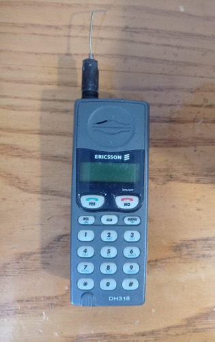 Celular Ericsson Dh318