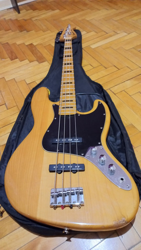 Squier Jazz Bass Vintage Modified 70'