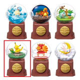 Pokemon Terrarium Collection 10 - Pikachu Y Caterpie