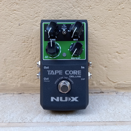Pedal Nux Tape Core Deluxe Delay Para Guitarra
