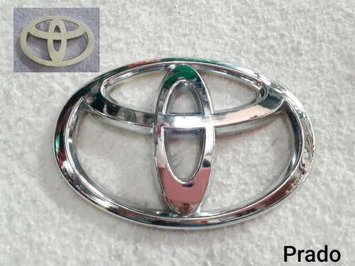 Emblema Logo Parrilla Toyota Prado  Foto 2
