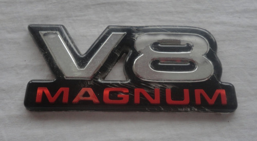 Emblema V8 Magnum Mide 9x4 Cms Original Foto 2