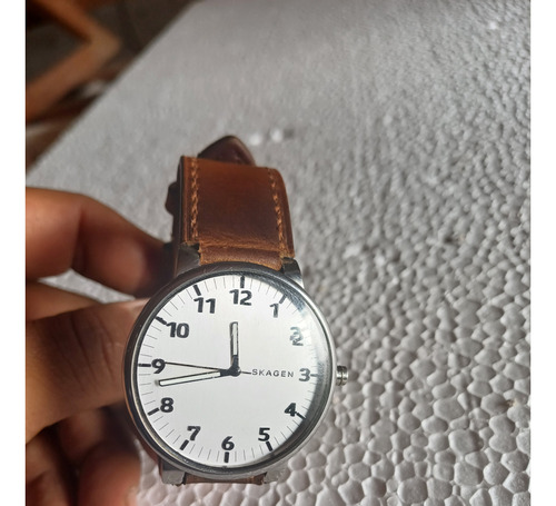 Reloj Skagen Quarz Analogo Hombre Adulto Plateado Cuero.