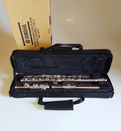Flauta Transversal Yamaha 471s Profissional + Estojo