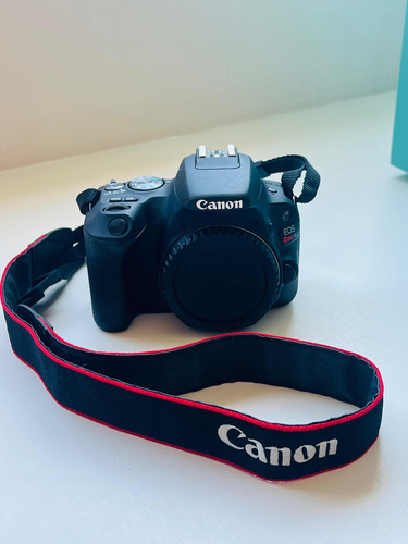 Canon Sl2 + Lente 18-55