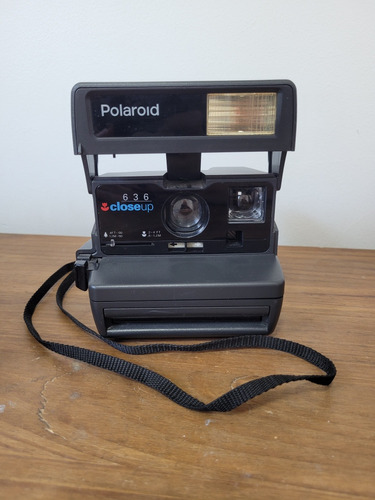 Polaroid Close Up 636