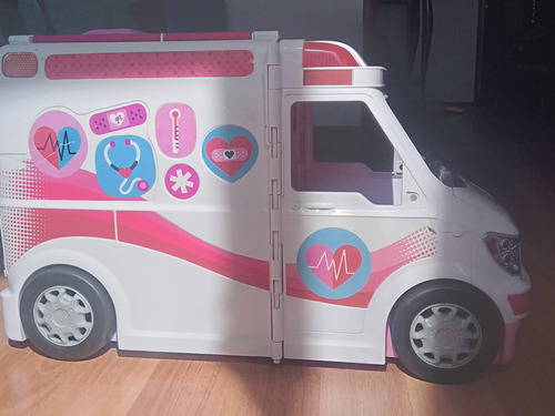 Ambulancia De La Barbie