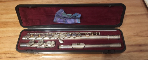 Flauta Yamaha Traversa Con Estuche