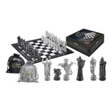 The Noble Collection Wizard's Chess Set Nn7580