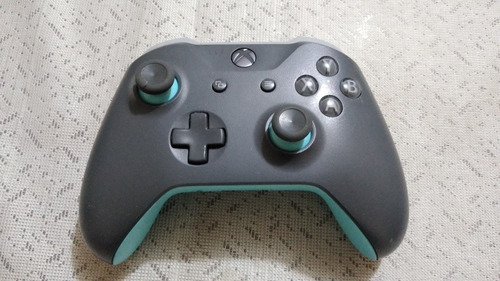 Control Inalámbrico Para Xbox One Gris Con Azul Original