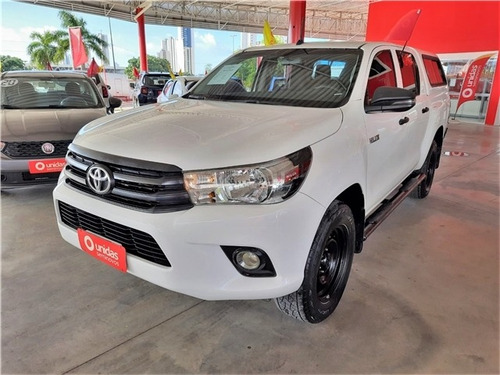 TOYOTA HILUX 2.8 STD 4X4 CD 16V DIESEL 4P MANUAL