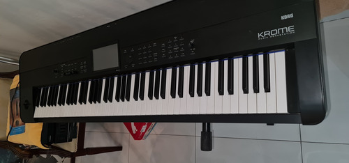 Sintetizador Korg Krome 88