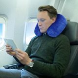 A Collar Inflable Con Forma De U Para Viajes En Avión Y