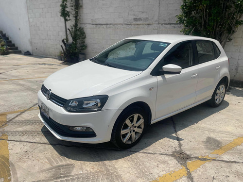 Volkswagen Polo 2015 1.6 At