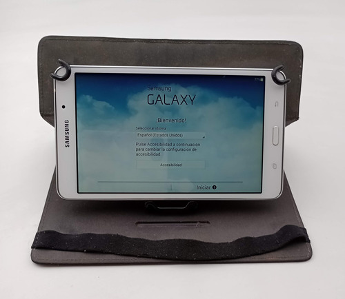 Tablet Samsung Galaxy Tab4  8 G B  Pantalla 177.7mm