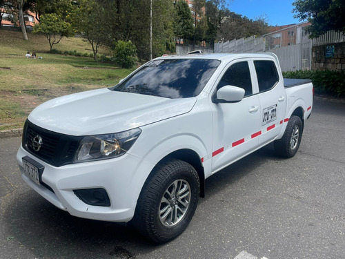 Nissan Frontier 2021  4x2 2.5 L Asl Gasolina