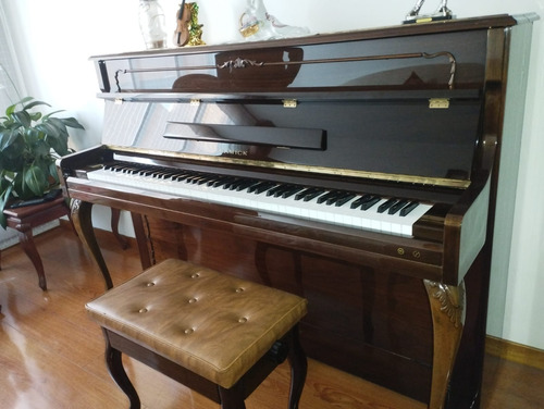 Piano Samick  Escala: Alemana Teclas: 88 Estilo Imperial