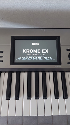 Teclado Korg Krome Ex 73