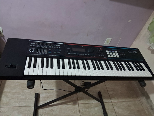 Teclado Roland Juno Ds 61 Sintetizador 