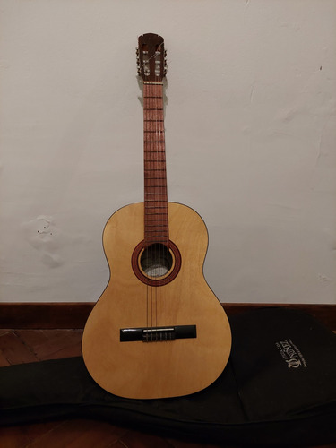 Guitarra Criolla Clasica - Marca Antigua Casa Nuñez 