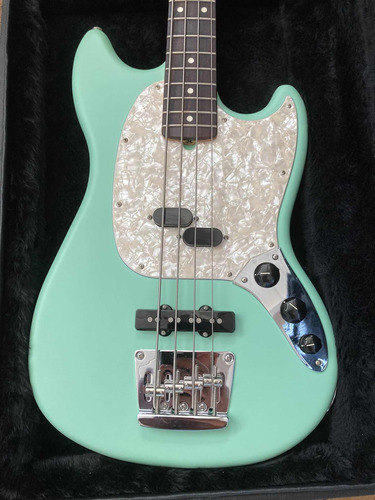 Baixo Fender American Performer Mustang Bass 2018