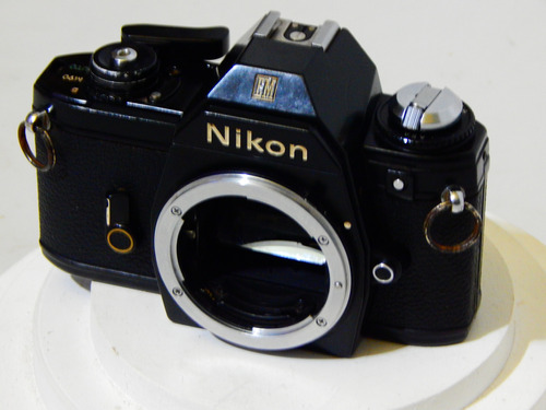 Camara Fotografica Nikon Em Cuerpo 