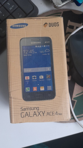 Celular Samsung Galaxy Ace 4 Neo