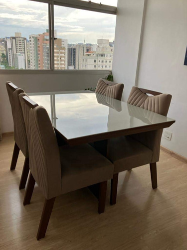 Conjunto Sala De Jantar Mesa E Quatro Cadeiras Seminovo