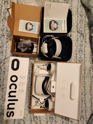 Oculus Quest 2 + Bobovr M2 Pro+