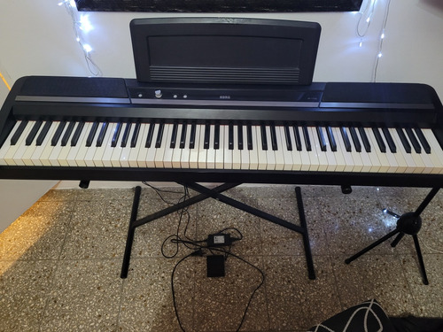 Piano Korg Sp170s (88 Teclas)