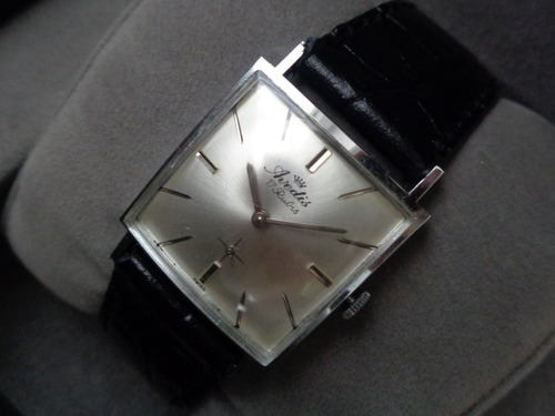 Reloj Suizo Avedis, A Cuerda, Impecable, Decada 1960