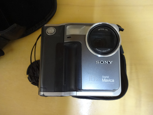 Camera Digital Sony Mavica Fd7 Retro Vintage