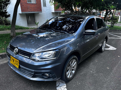 Volkswagen Voyage 2018 1.6 Comfortline