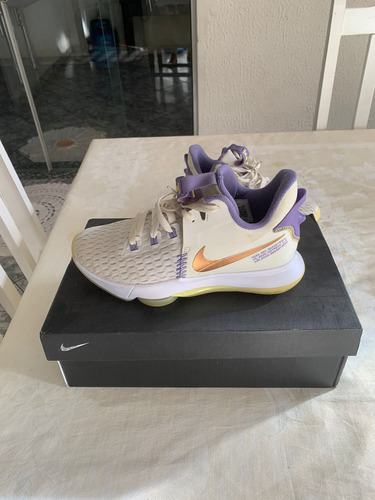 Tênis Nike Lebron Witness 5 'lakers Pastel' Cq9381-102