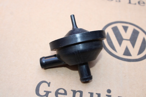 Válvula Pvc De Vacío Vw Golf Y Jetta Mk2 049133517 Nueva Oem