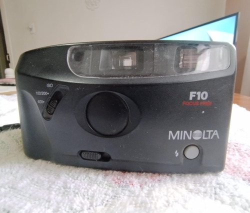 Camara Minolta F10 Focus Free