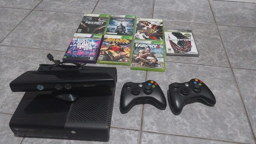 Xbox 360 4gb Usado Com 2 Controles + Jogos + Knect+caixa