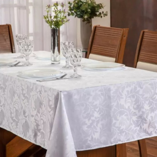 Toalha De Mesa Retangular Flanelada 1,38 X 2,10 - Promoção