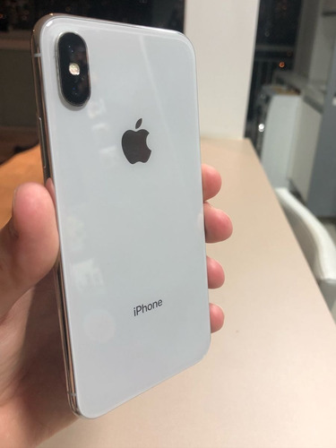 iPhone X