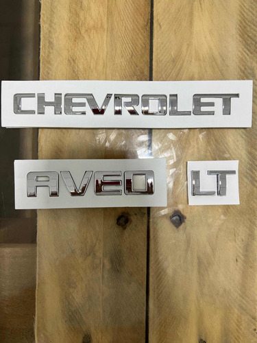 Letra Emblema Logo Chevrolet Aveo Lt Foto 2