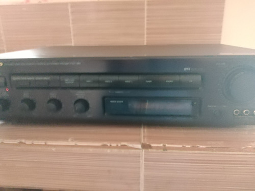 Preamplificador Onkyo P-301