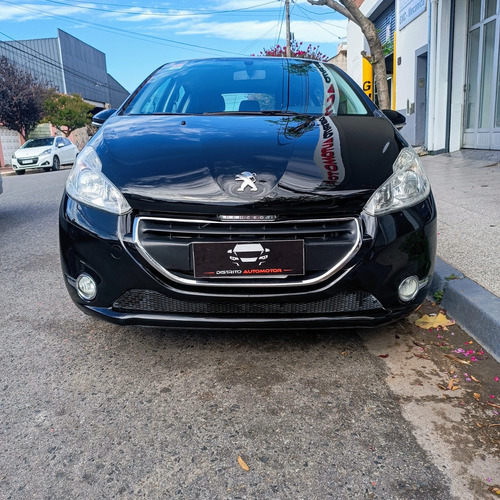 Peugeot 208 Allure Touchscreen 2015